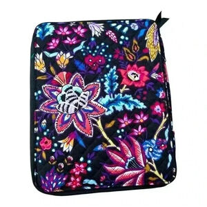 Vera Bradley Foxwood IPad Tablet Organizer Zipper Around Preowned Like New